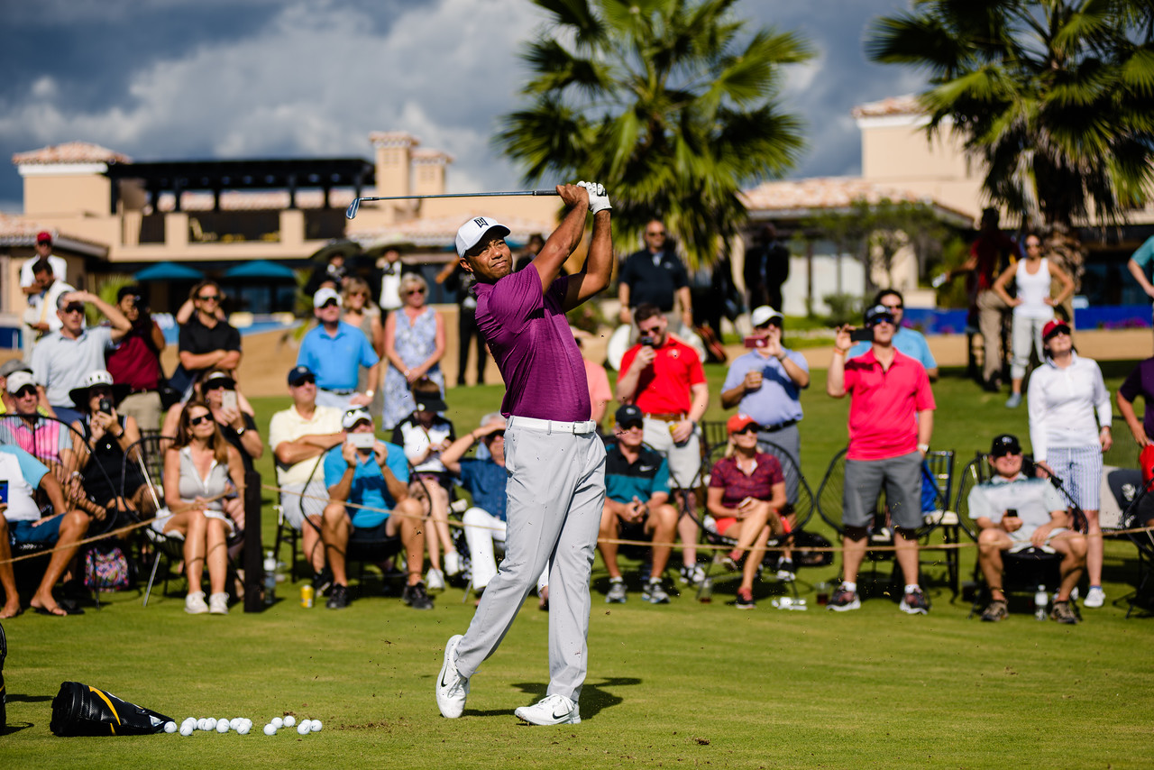 Tiger Woods gives a demonstration at Diamante's The Oasis Short Course designed by TGR Design